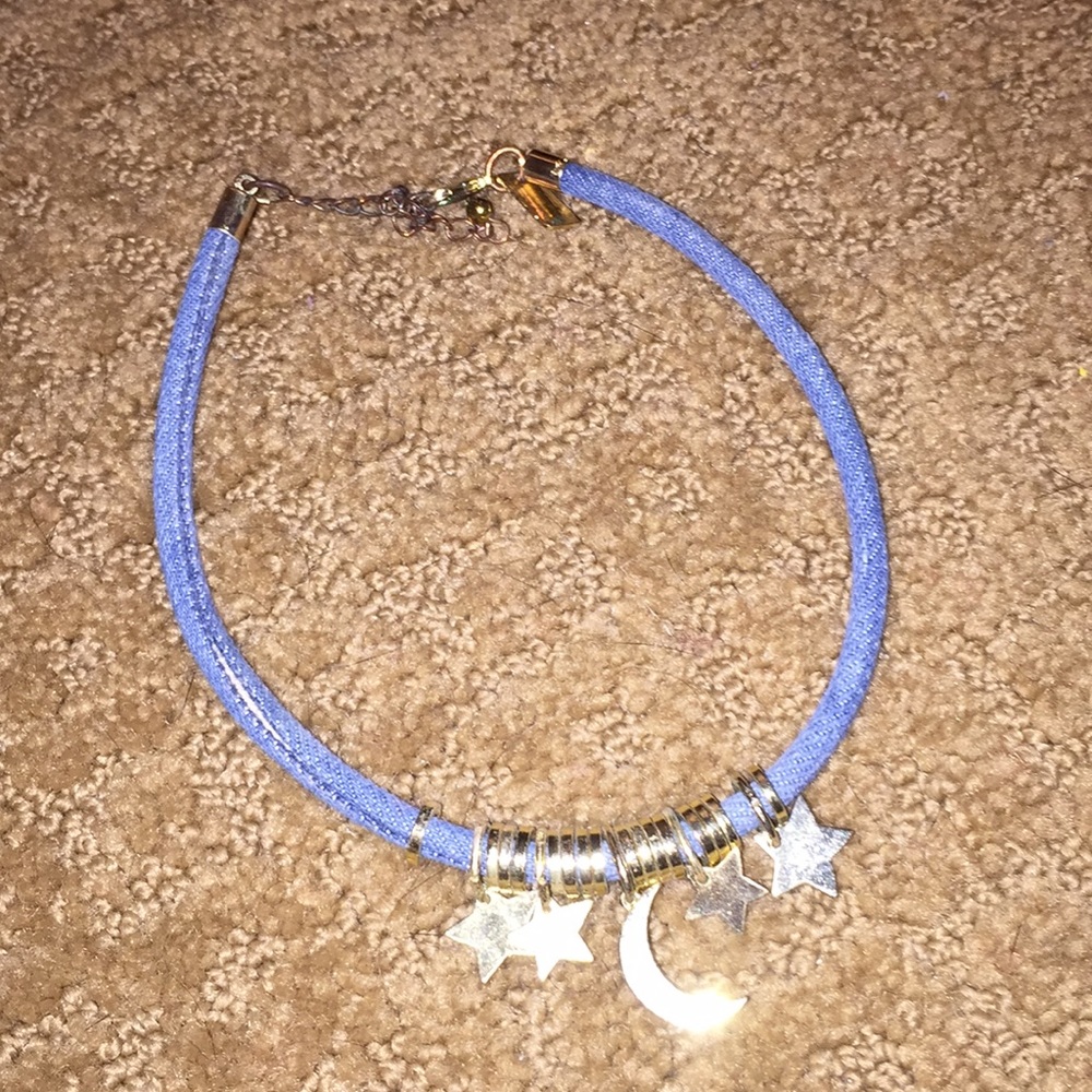 American eagle choker